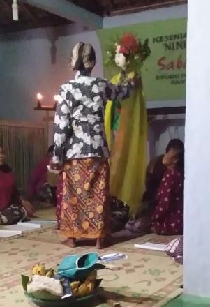 Kesenian NINITHOWONG