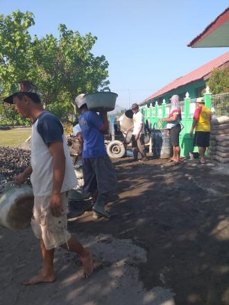 RABAT BETON DI DEPAN SD 1 PANJANG