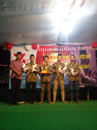 PENTAS SENI NGLORONG