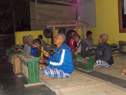 Latihan gamelan di krapyak wetan