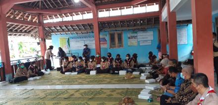 Lurah Panjangrejo menghadiri Penanaman Pohon dan sarasehan di Gunungpuyuh