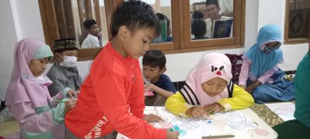 Meriahnya Lomba Menjelang Buka Puasa