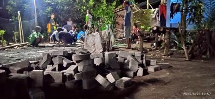 Pemasangan Paving Krapyak Wetan