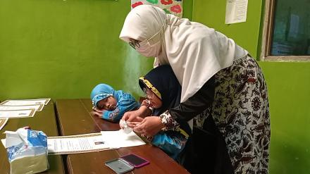 Penerimaan Rapor dan Cap 3 Jari KB PERMATA HATI IBU