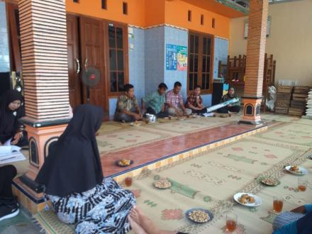Sosialisasi Pengelolaan Sampah Dusun Jetis