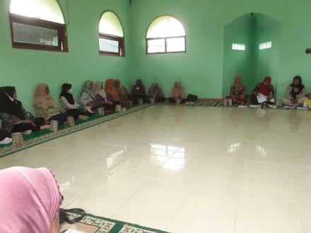 Pertemuan Kader Posyandu Kalurahan 