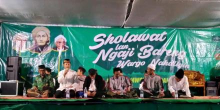 Pengajian di Masjid Al-Hidayah di Panjang