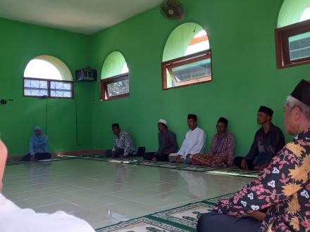 Pertemuan Rutin Kaum Rois
