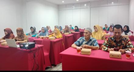Sosialisasi Pola Asuh Anak dan Remaja di Grudo