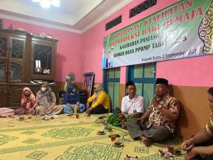 Sosialisasi Kesehatan Reproduksi bagi Remaja di Krapyak Kulon