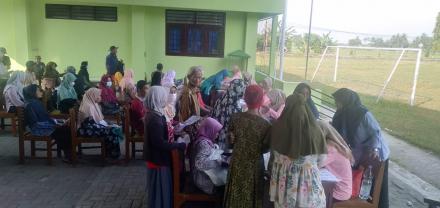 Pendistribusian Beras Bansos