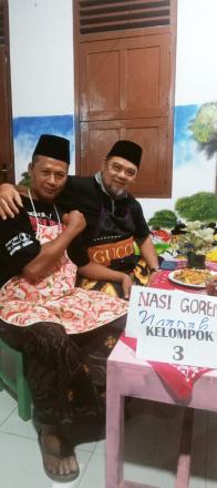 Lomba Bapak2 masak nasi goreng di Pedukuhan Panjang
