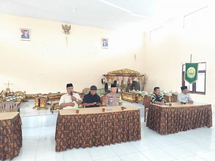 Pengajian Jumat Pagi di Kalurahan Seloharjo
