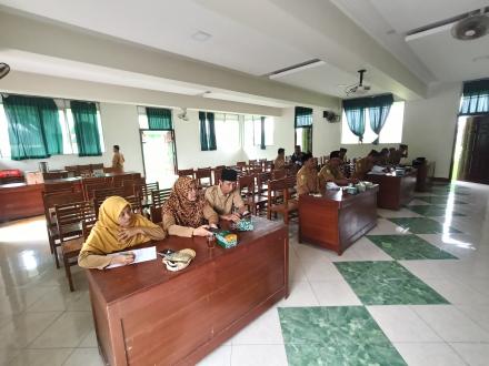  Rapat Koordinasi  Pamong Kalurahan 
