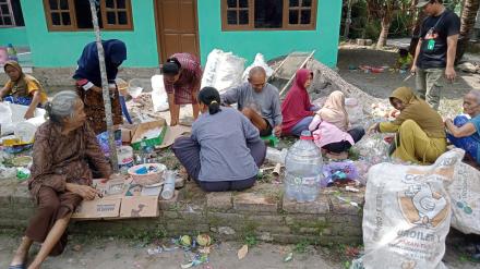 Pilah Sampah Dusun semampir