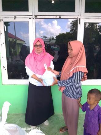 Pemberian PMT untuk Balita Stunting 